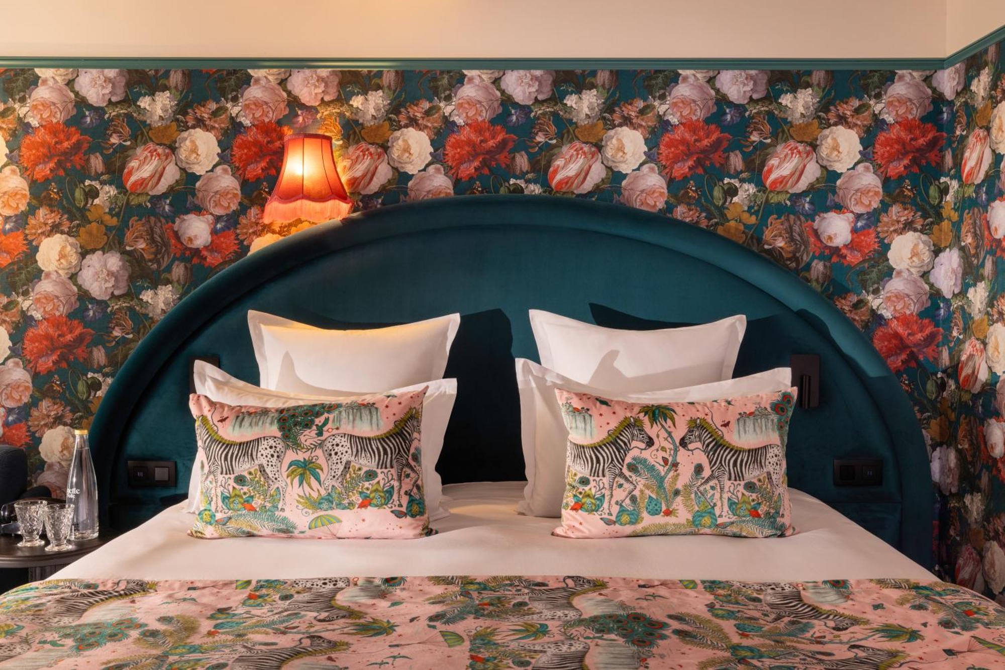 Hotel Ginette A La Folie & Spa Paris Exterior foto